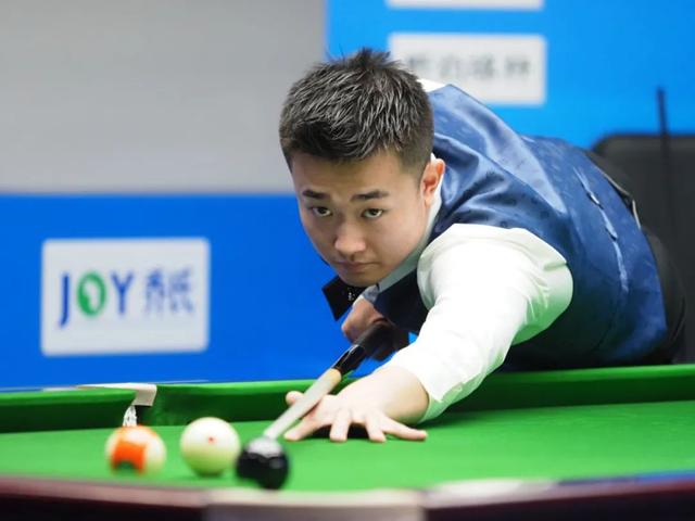 望推进两笔 望推进两笔